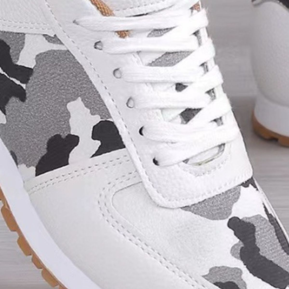 Max Leather Kicks