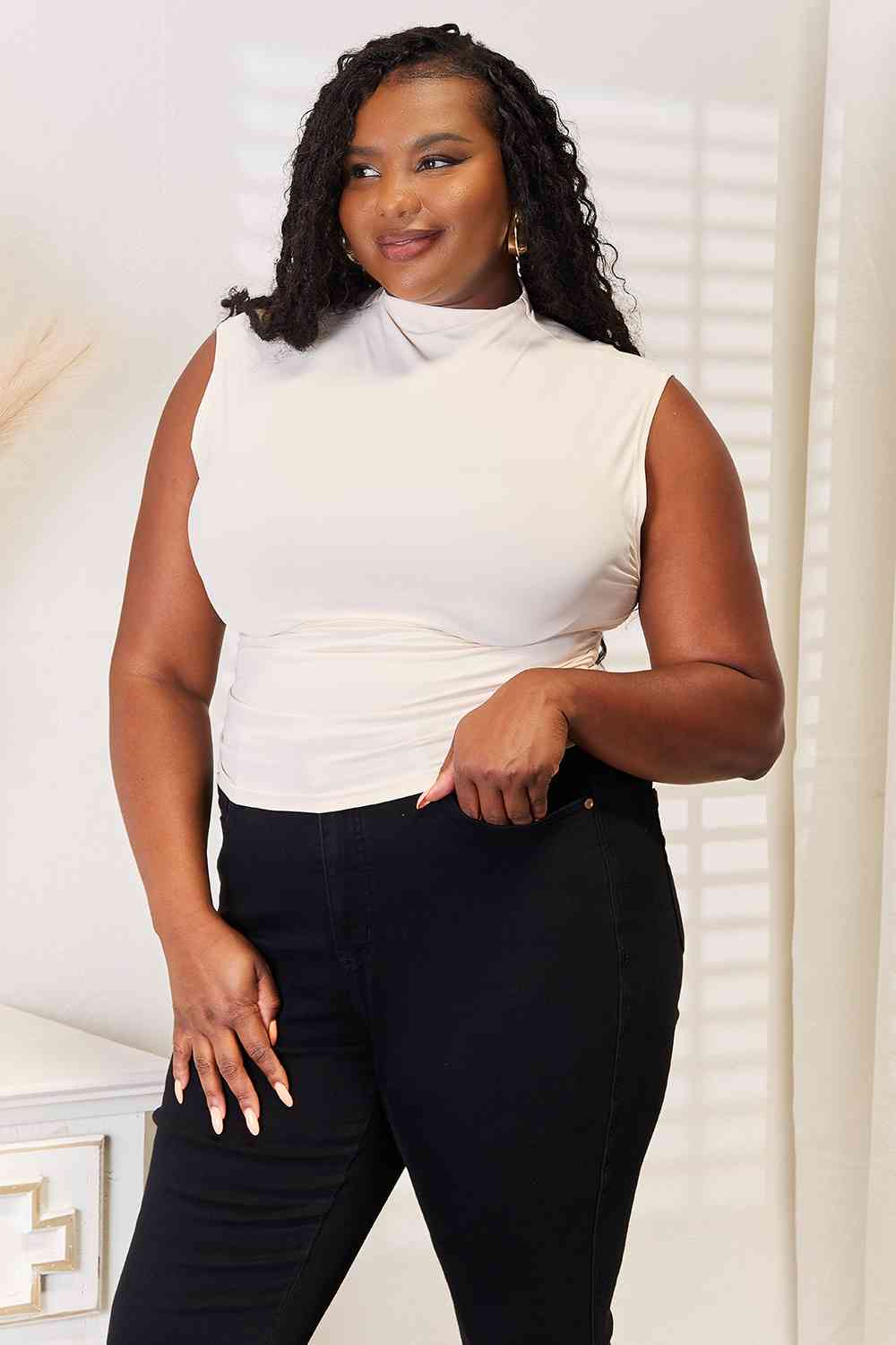 Basic Ruched Cropped Tank